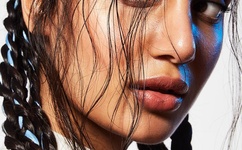 有力缓慢而坚定的进入happy